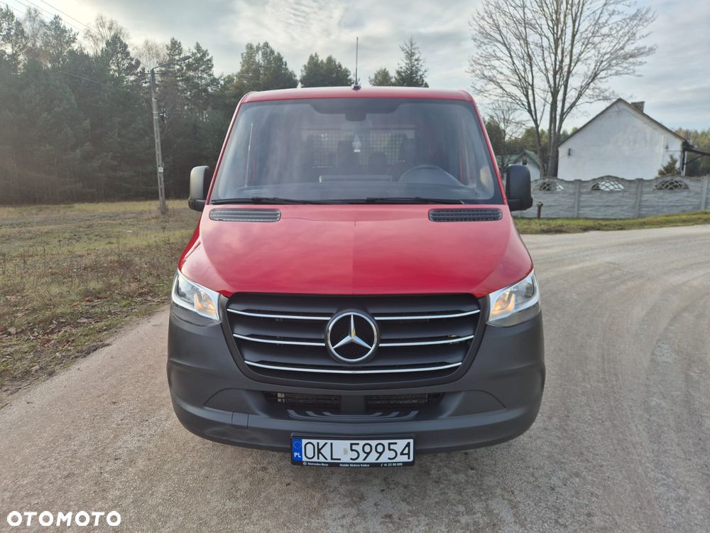 Mercedes-Benz Sprinter - 11