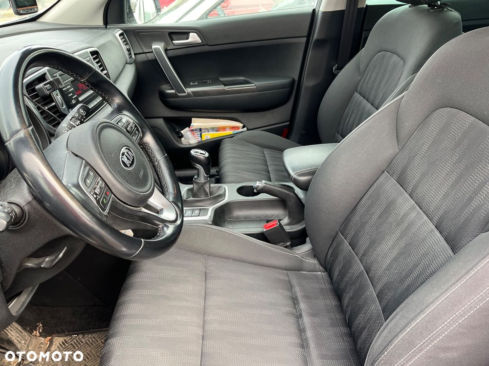Kia Sportage 2.0 CRDI M AWD - 5