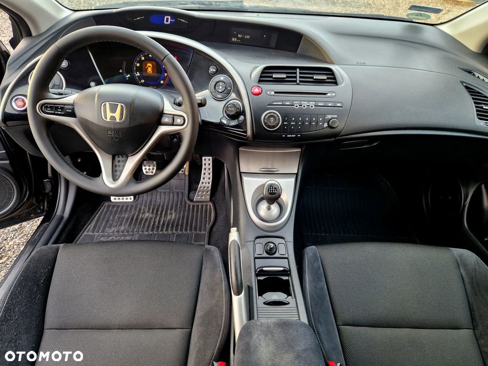 Honda Civic 1.8 TypeS - 11