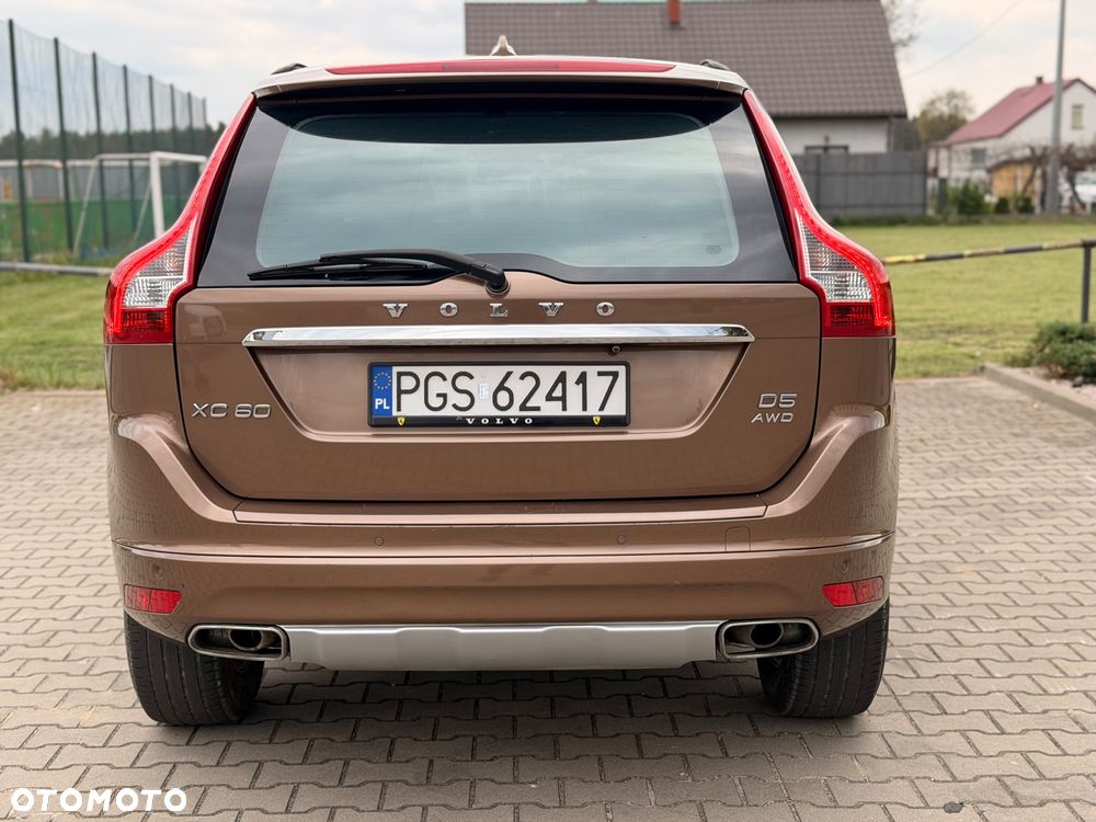 Volvo XC 60 D5 AWD Momentum - 13