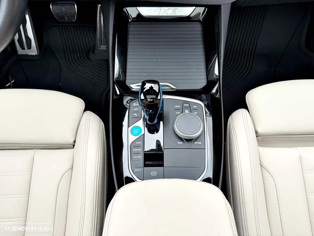 BMW iX3 Inspiring - 21
