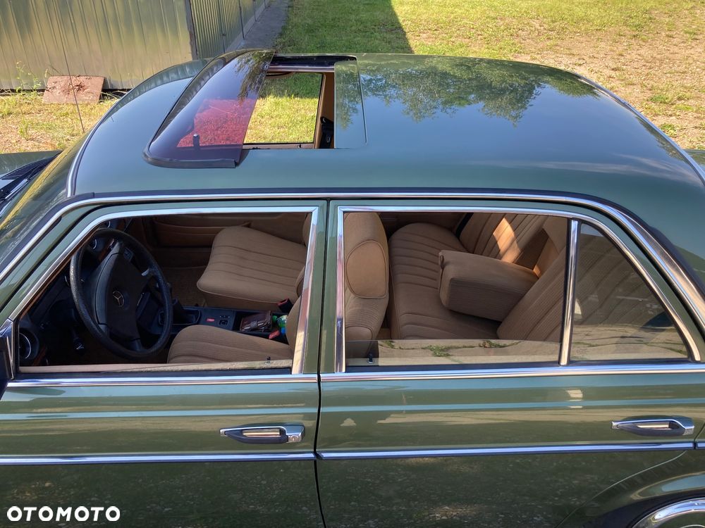 Mercedes-Benz W123 - 20