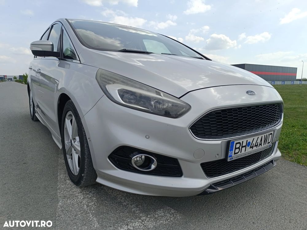 Ford S-Max 2.0 TDCi Powershift Titanium - 4