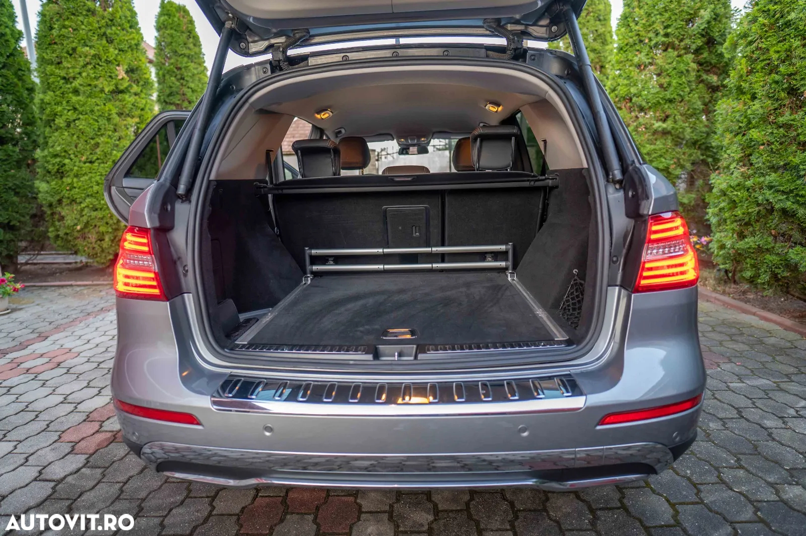 Mercedes-Benz ML 350 BlueTec 4MATIC Aut - 10