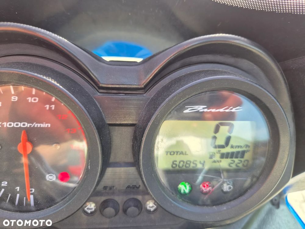 Suzuki Bandit - 8