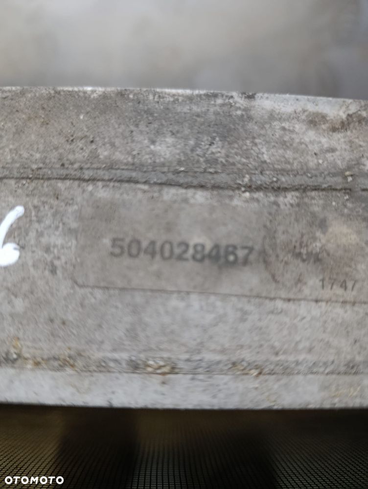 Iveco Eurocargo chłodnica intercooler 504028467 - 3