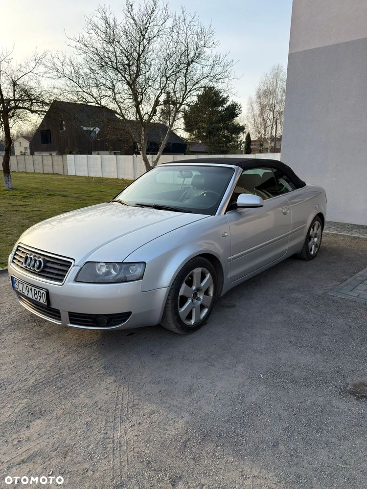 Audi A4 Cabrio 2.4 - 5