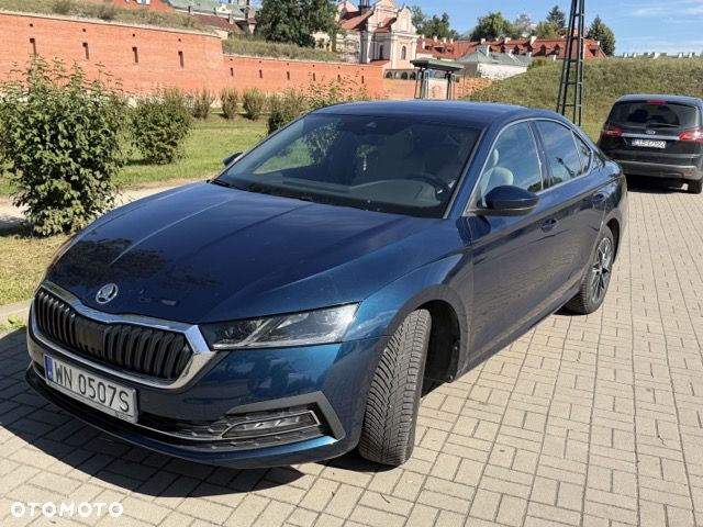 Skoda Octavia 2.0 TDI Style DSG - 2