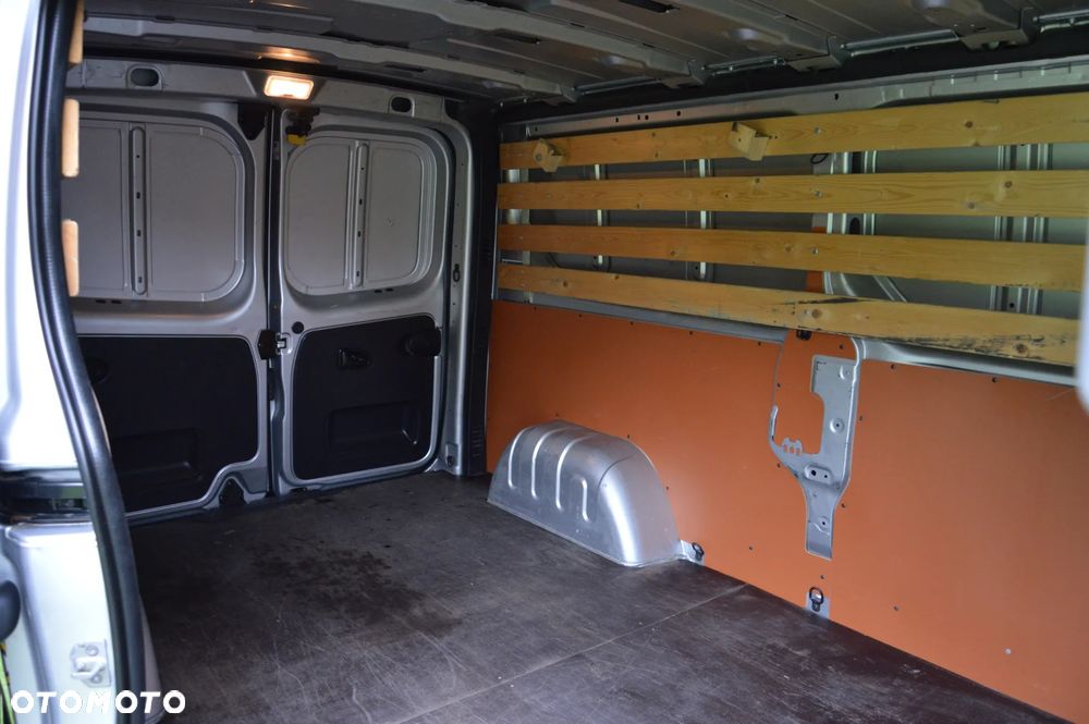 Renault Trafic - 19