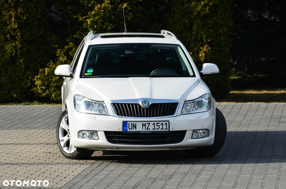 Skoda Octavia Combi 2.0 TDI DPF Sport Edition - 10