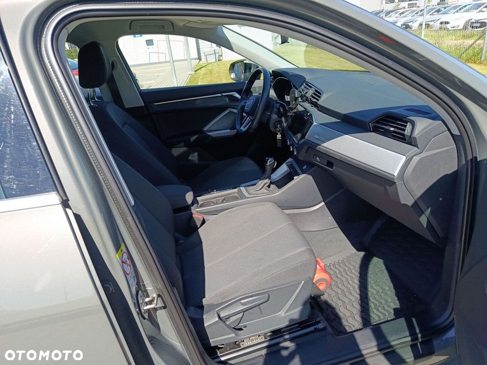 Audi Q3 35 TFSI mHEV S tronic - 9