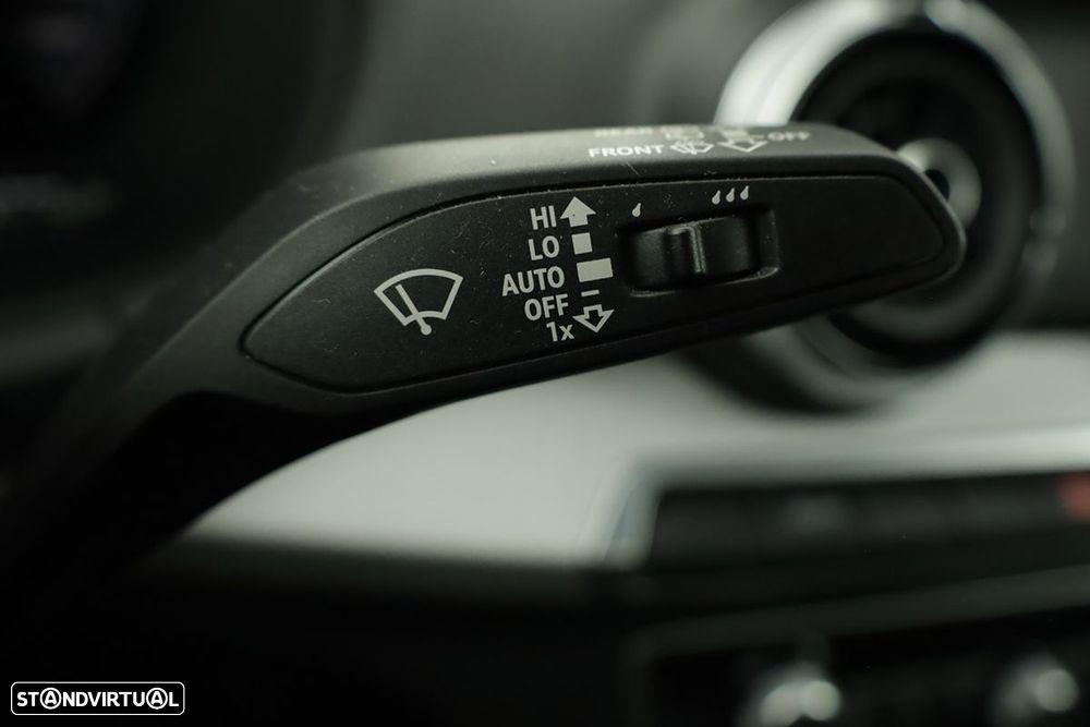 Audi Q2 30 TFSI Advanced - 17