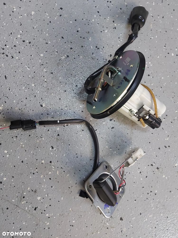 HONDA CRF 1000 Africa Twin pompa paliwa - 1