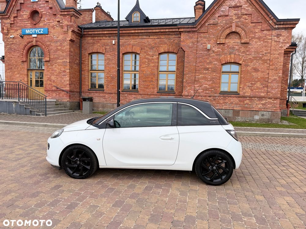 Opel Adam 1.2 White Link - 10