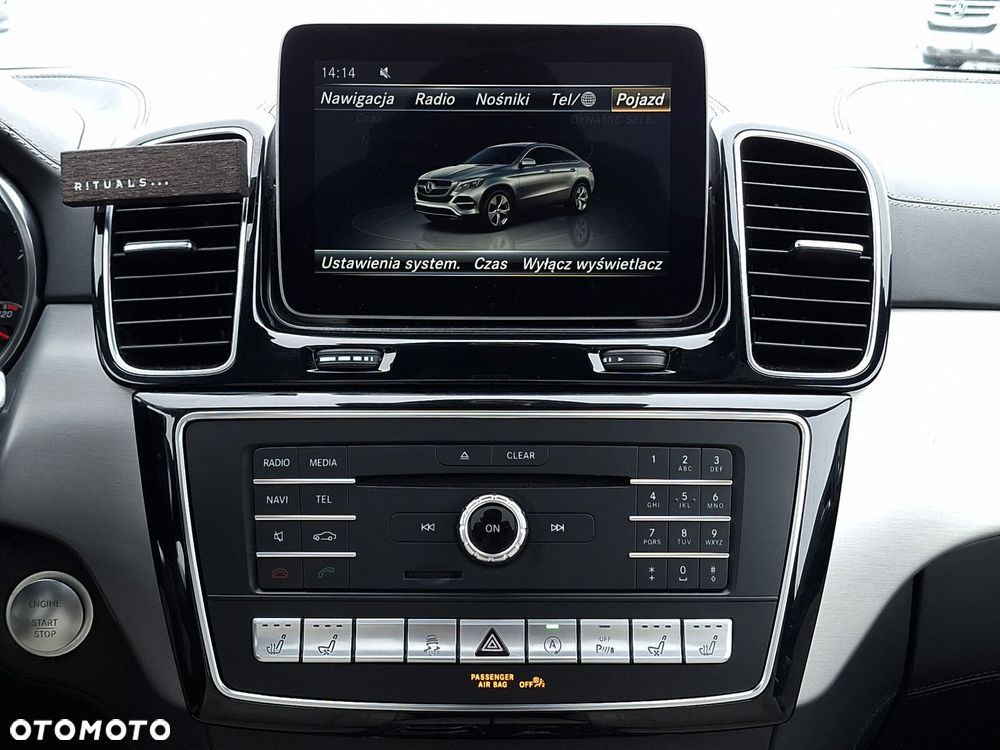 Mercedes-Benz GLE - 28