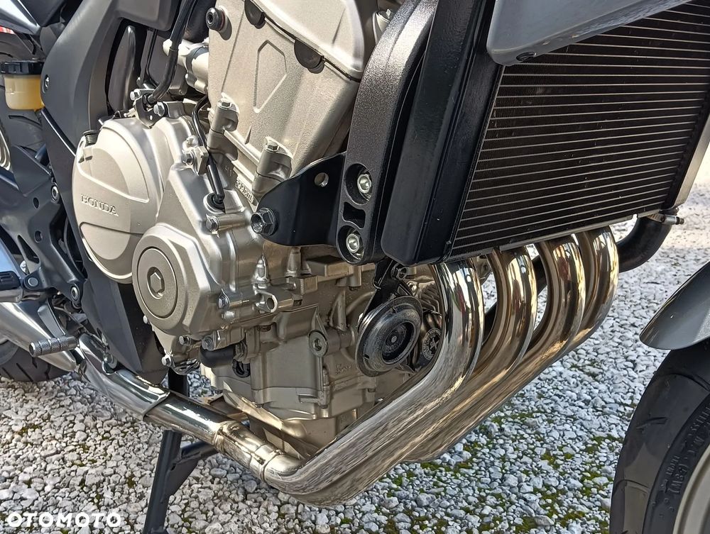Honda CBF - 26