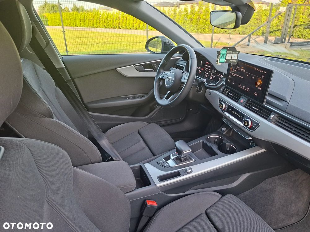 Audi A4 Avant 40 TFSI mHEV Advanced S tronic - 35