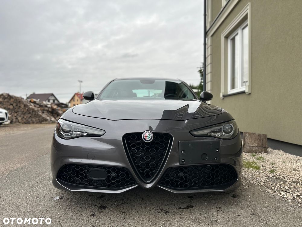 Alfa Romeo Giulia 2.0 Turbo TI Q4 - 3