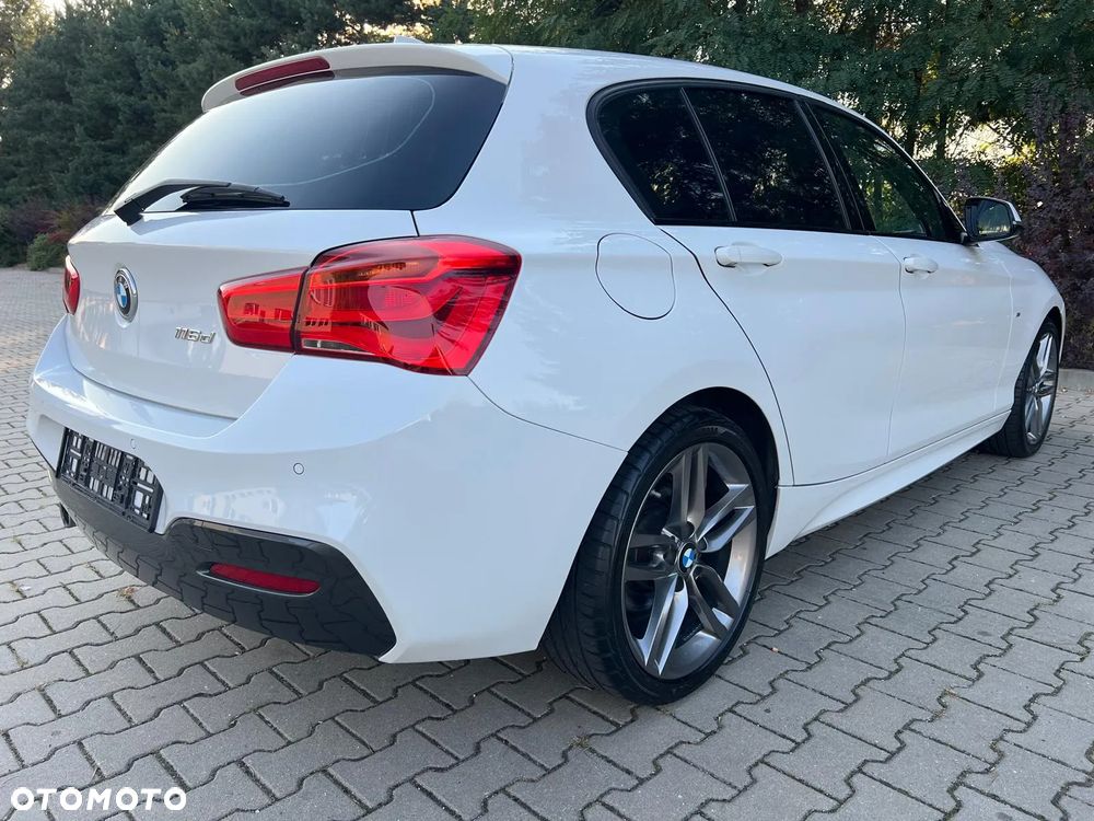 BMW Seria 1 116d M Sport Shadow - 9