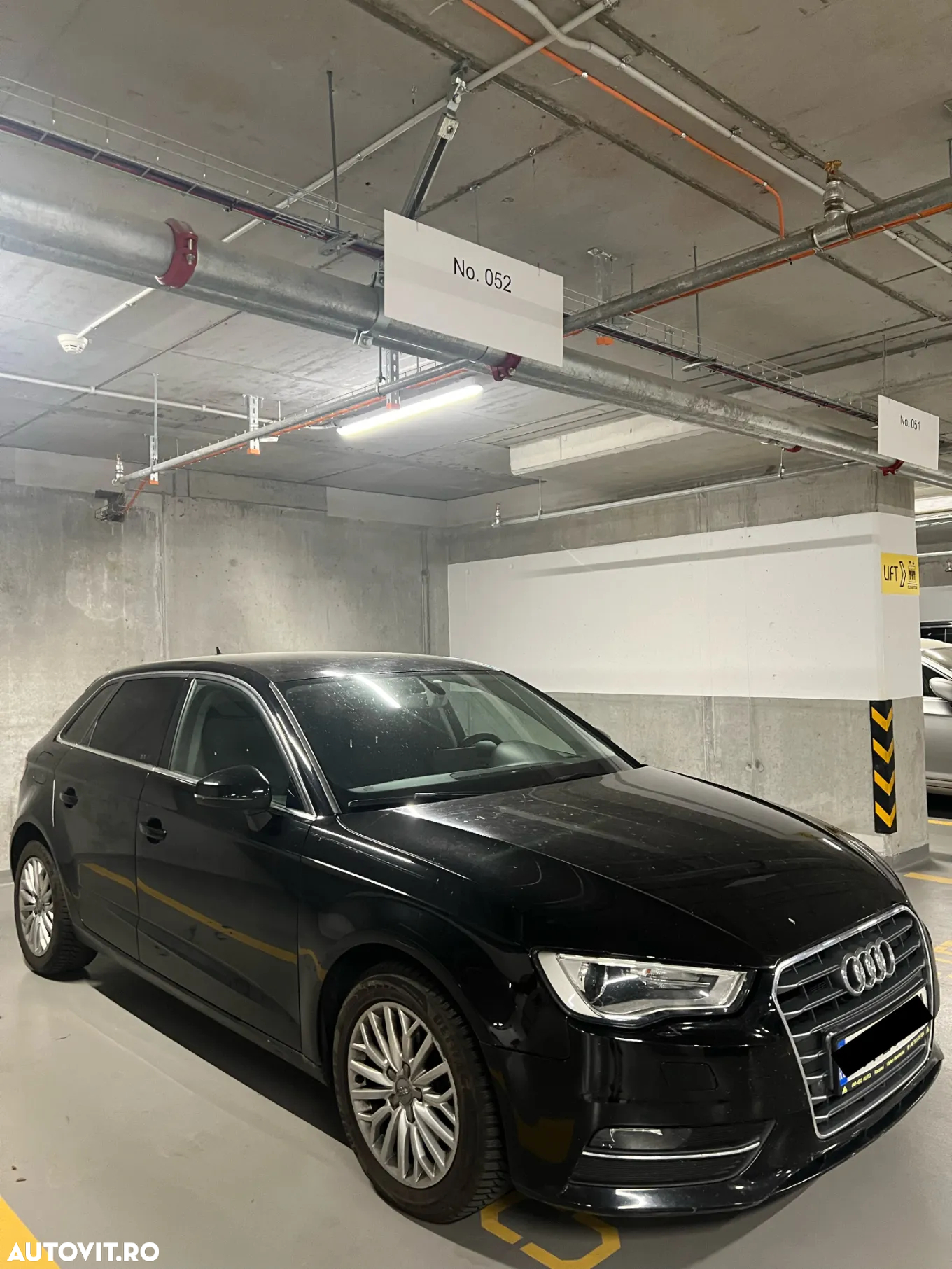 Audi A3 Sportback 1.6 TDI Stronic Ambition - 4