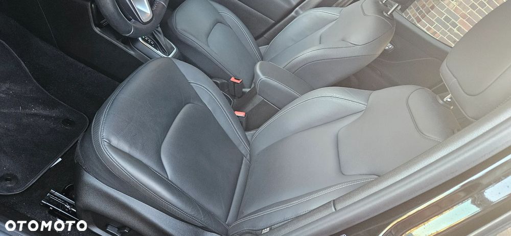 Jeep Renegade 1.5 GSE T4 48V e-Hybrid Automatik High Altitude - 14