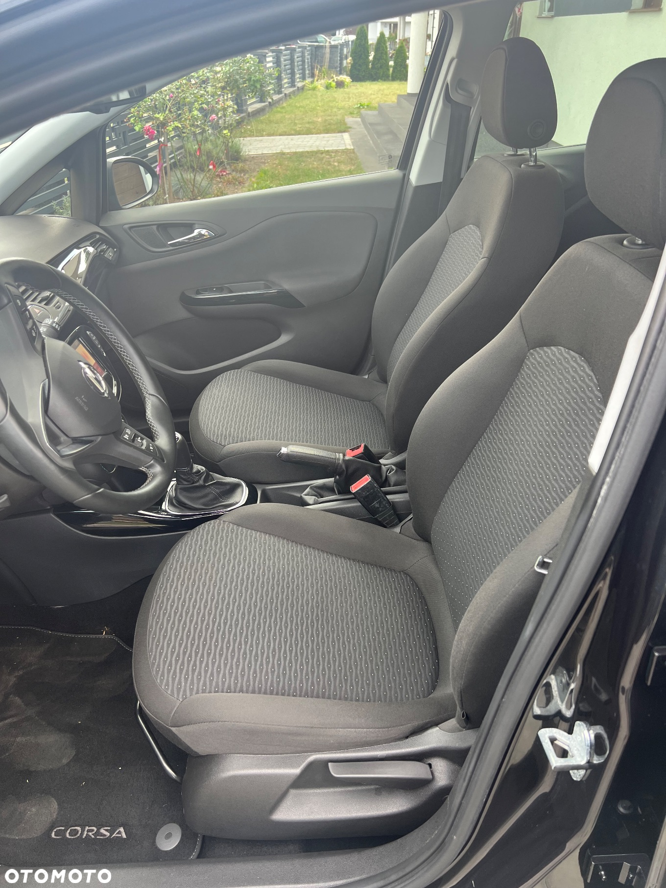 Opel Corsa 1.4 16V Cosmo - 16