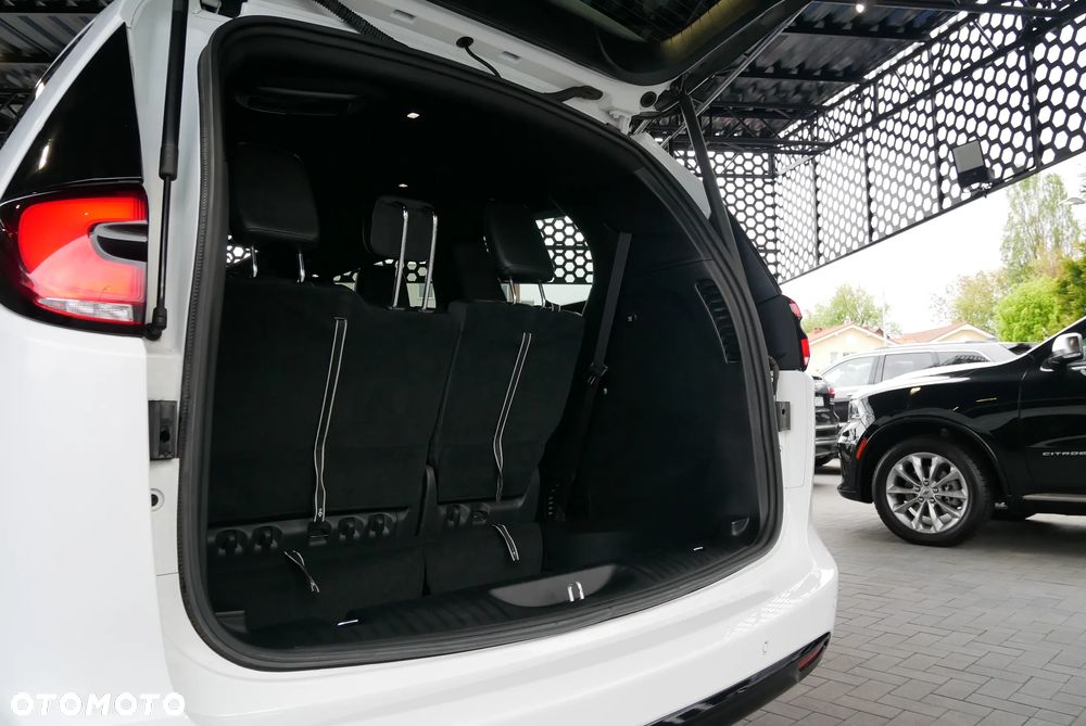 Chrysler Pacifica - 32