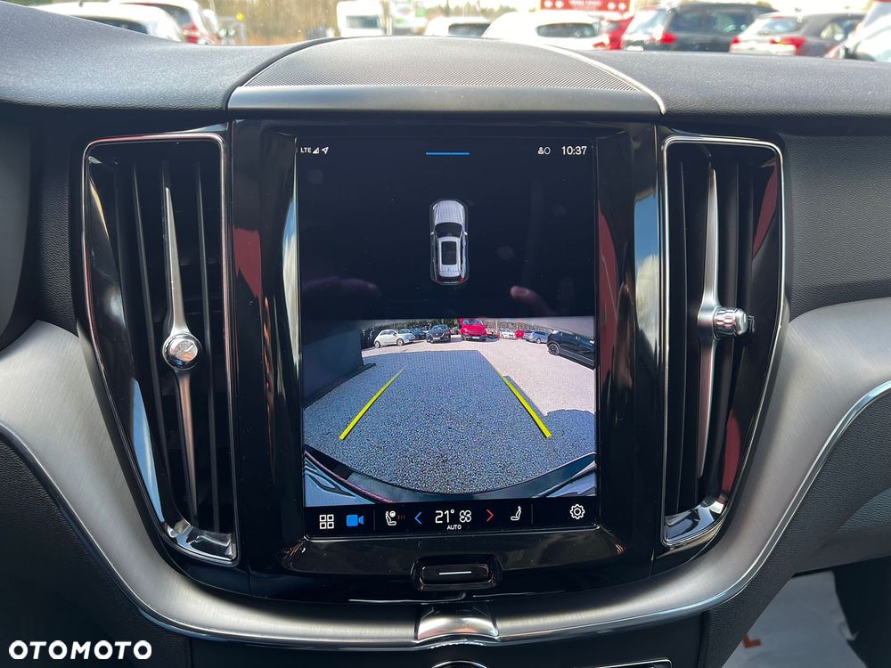 Volvo XC 60 B4 D Core - 26