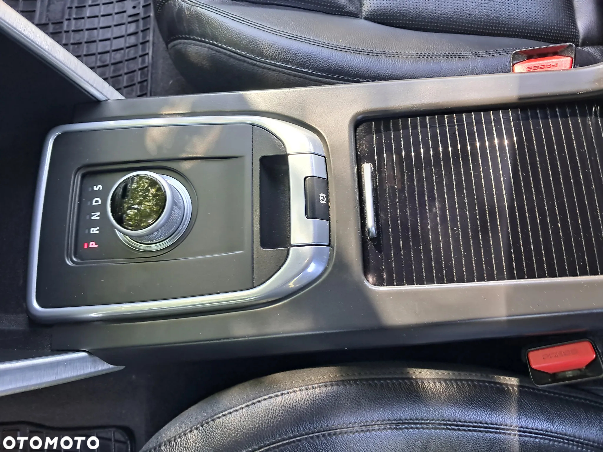 Land Rover Discovery Sport - 23