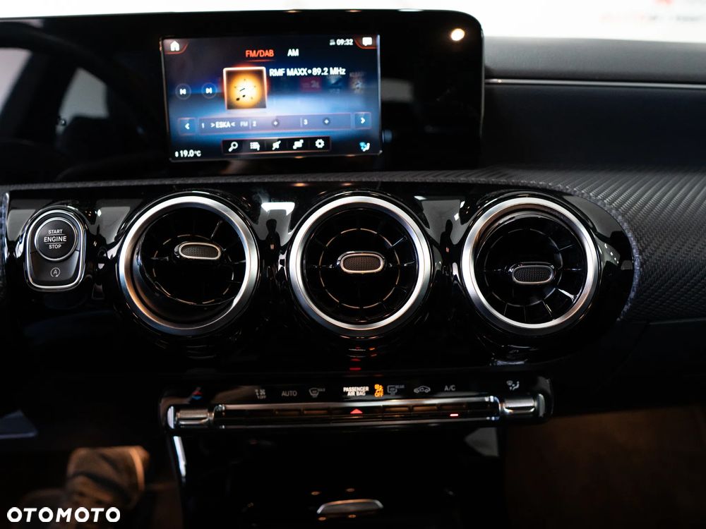 Mercedes-Benz Klasa A 180 Style 7G-DCT - 20