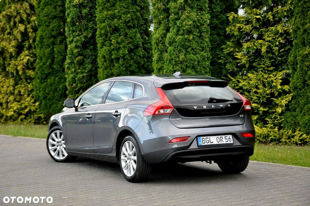 Volvo V40 - 14