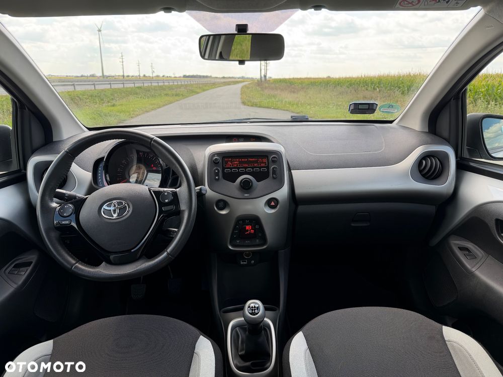 Toyota Aygo 1.0 VVT-i Sprint EU6 - 27