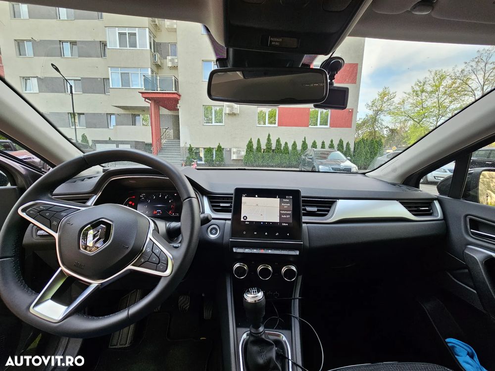 Renault Captur MHEV 140 Techno - 10