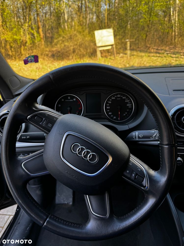 Audi A3 Sportback 1.4 TFSI S tronic Ambiente - 18