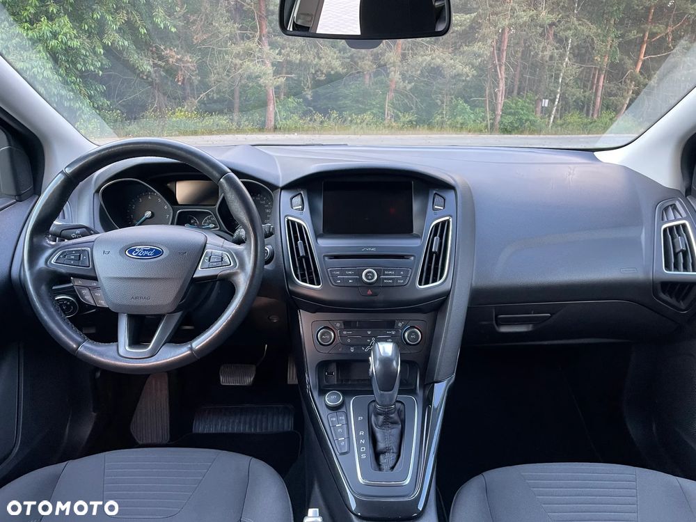 Ford Focus 1.0 EcoBoost Titanium ASS PowerShift - 11