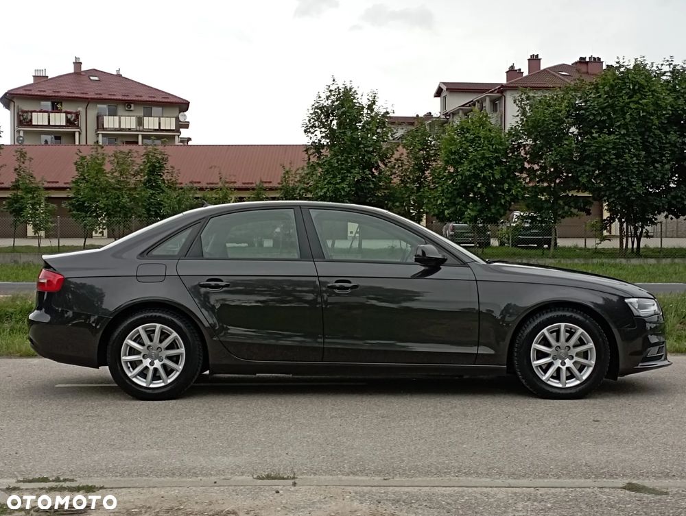 Audi A4 Limousine 2.0 TDI ultra DPF Attraction - 16