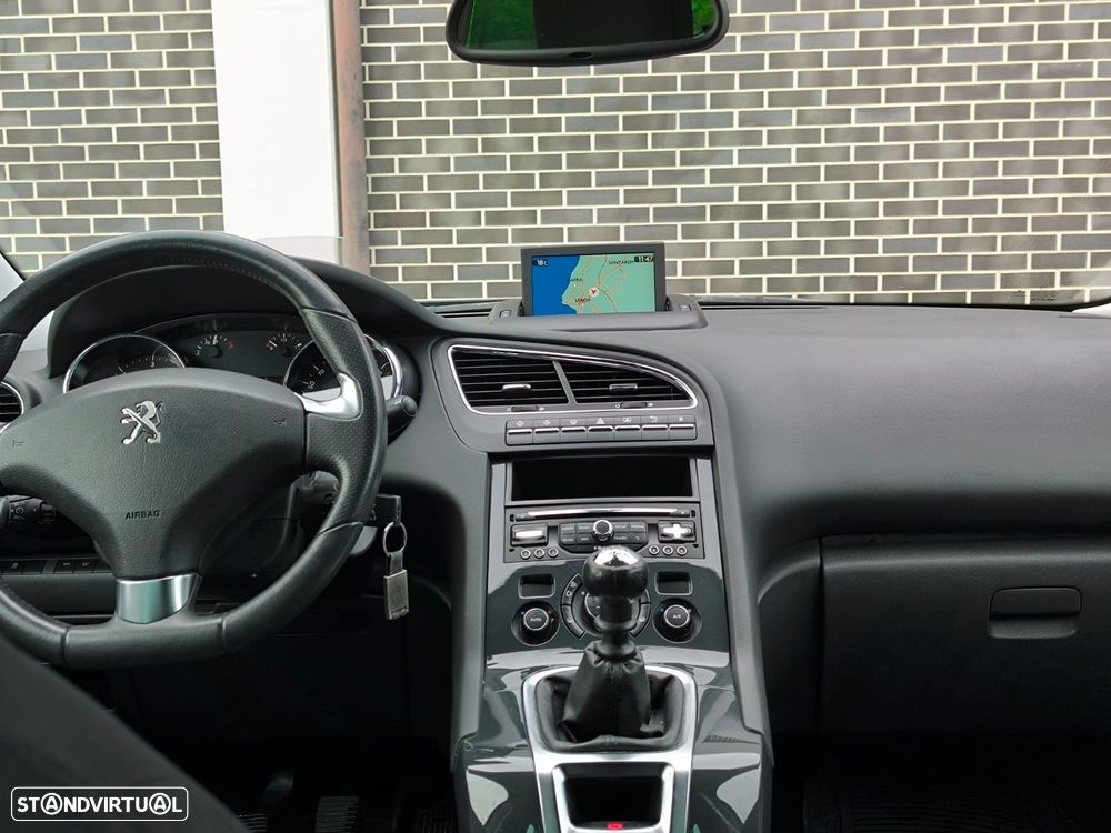 Peugeot 5008 1.6 BlueHDi Allure - 14