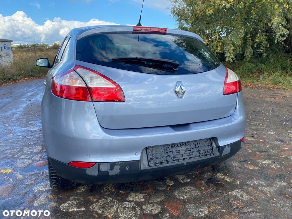 Renault Megane 1.6 16V 110 Dynamique - 19