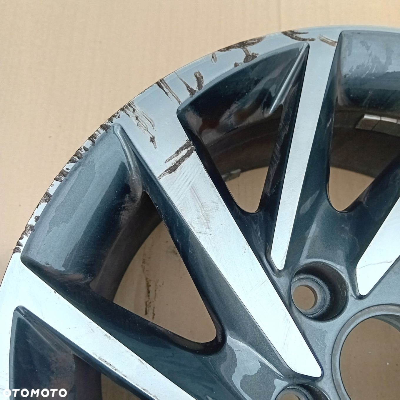 FELGA VW GOLF 7 VII 5G0 6,5 16 ET46 5x112 - 2