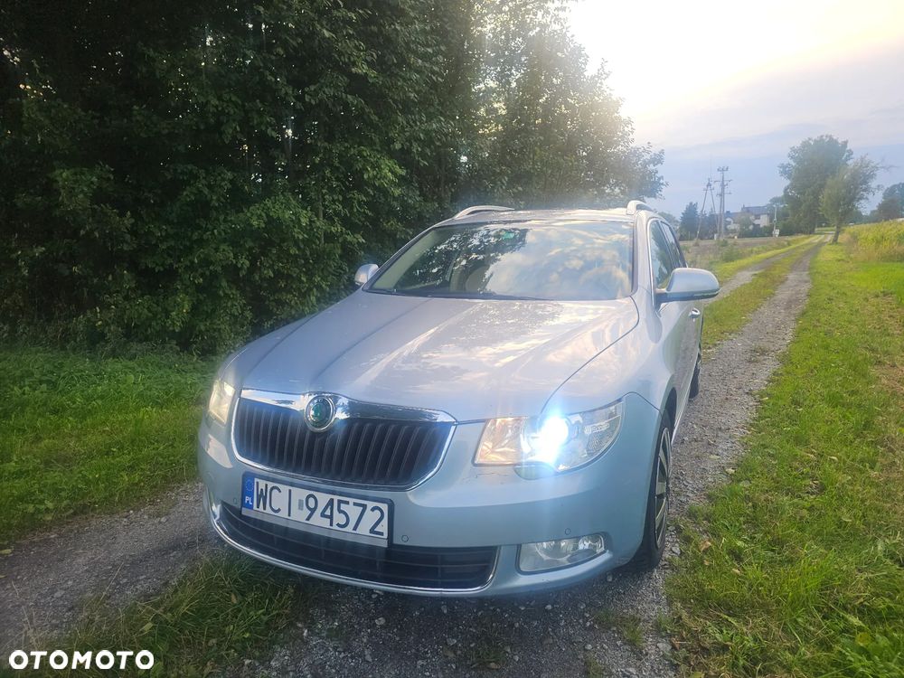 Skoda Superb 2.0 TDI Comfort DSG - 1