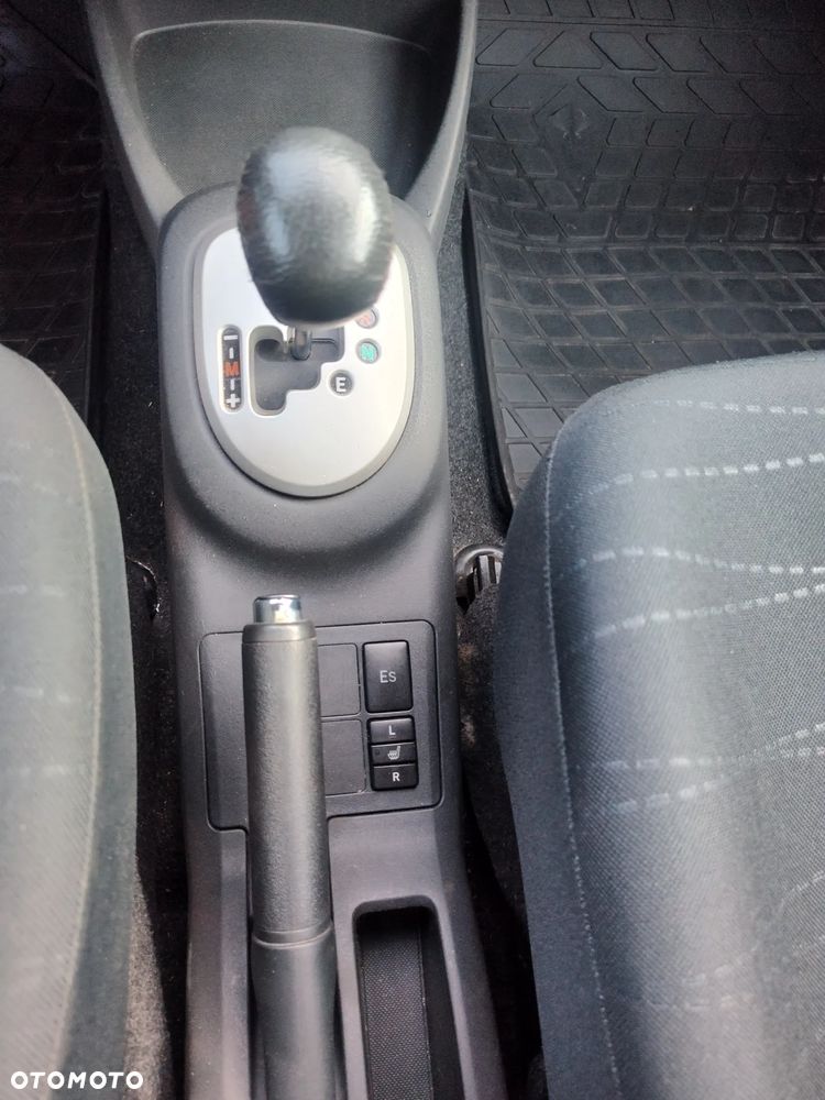Toyota Yaris 1.3 Automatik Sol - 17