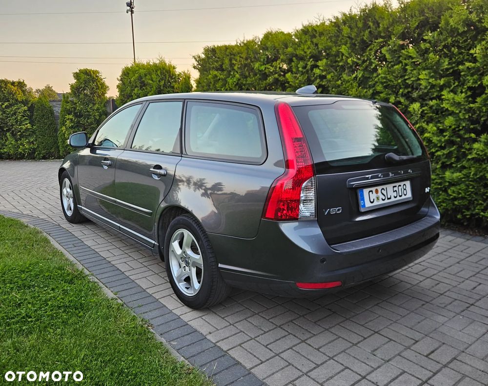 Volvo V50 DPF D2 Summum - 10