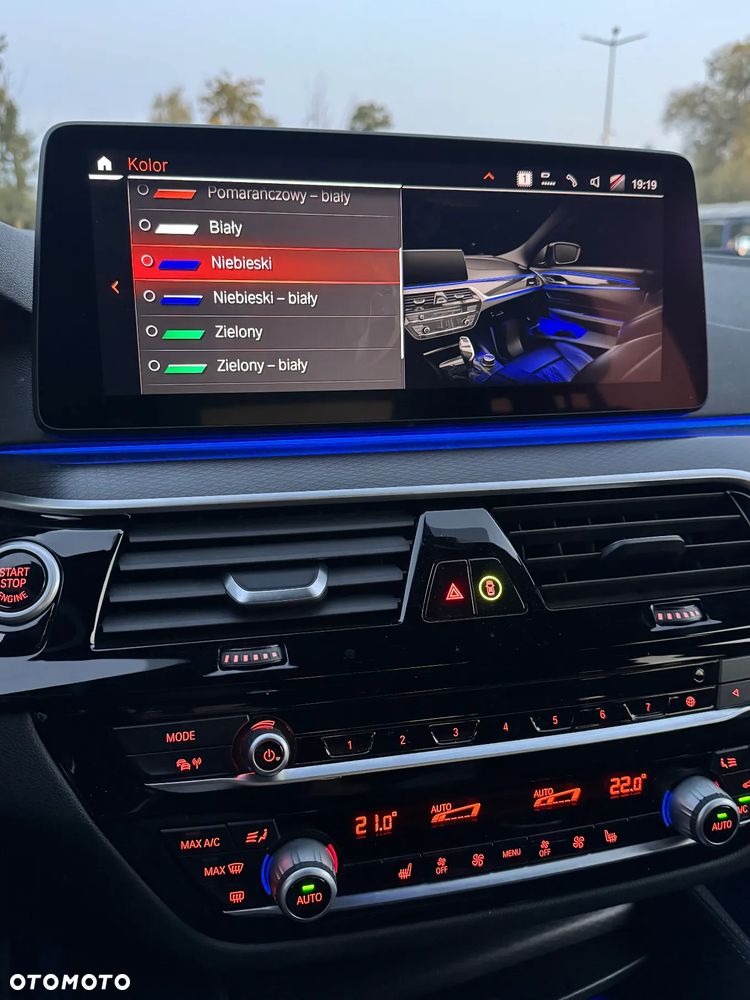 BMW Seria 5 520d M Sport - 32