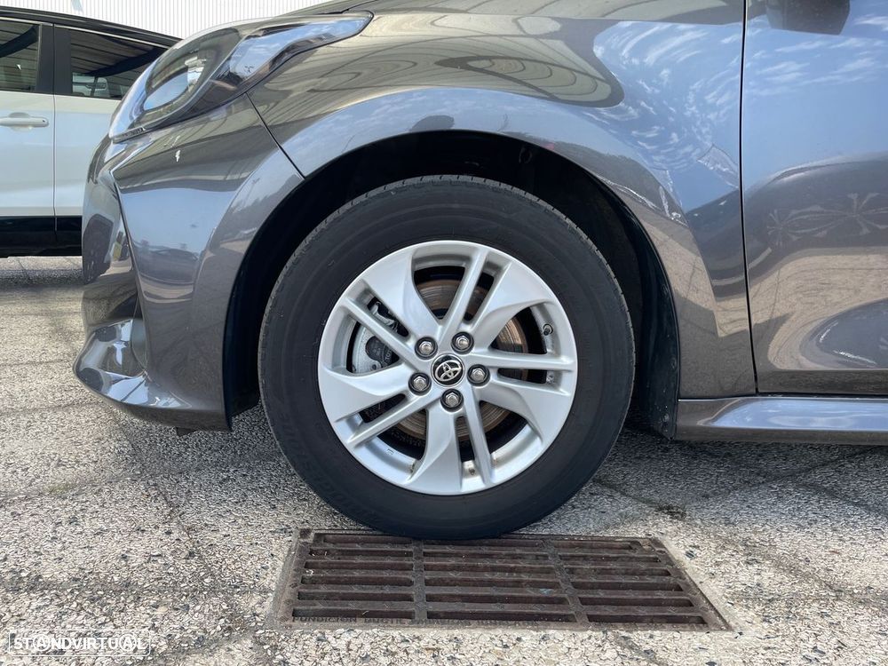 Toyota Yaris - 12