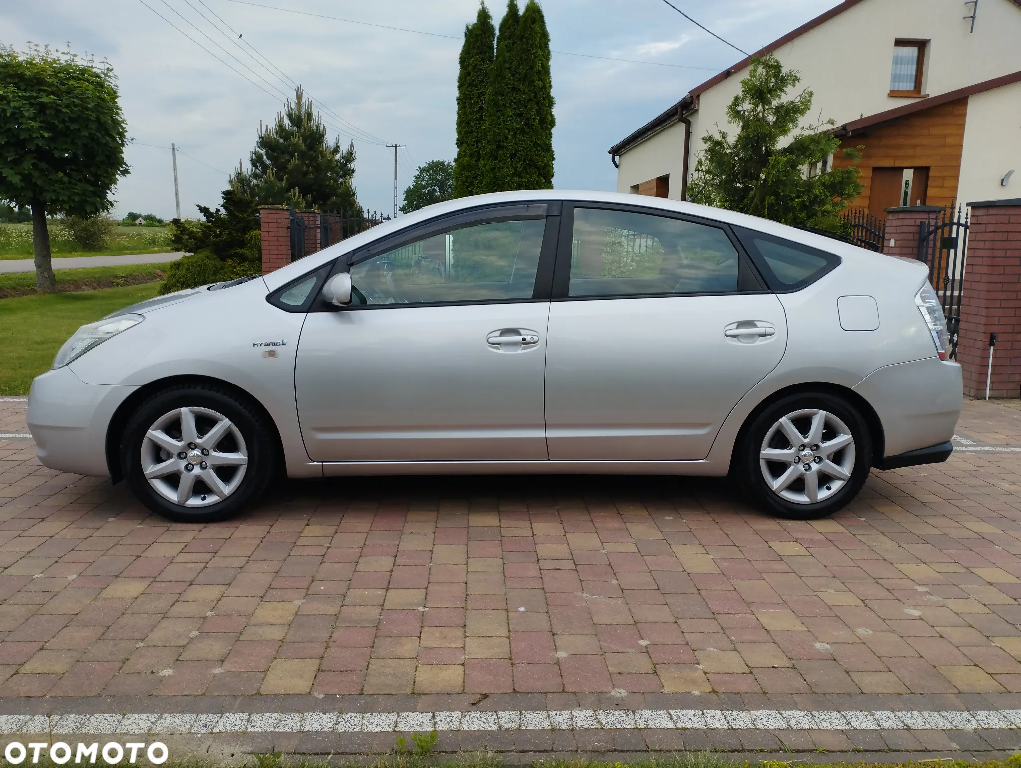 Toyota Prius - 8
