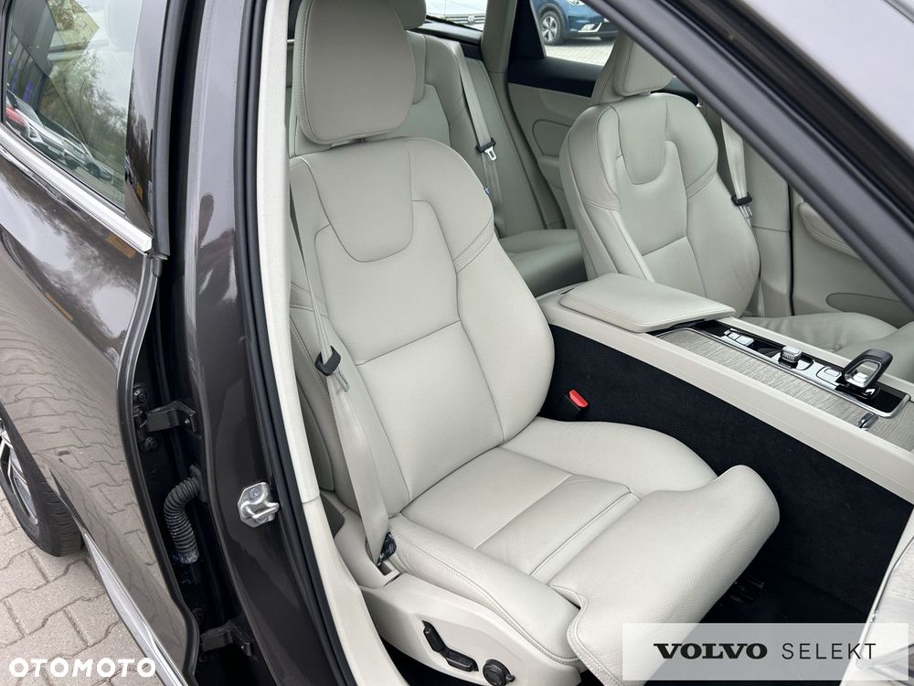 Volvo XC 60 - 23