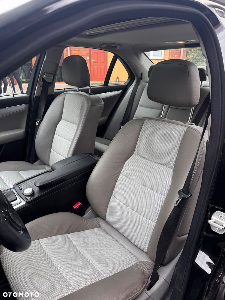 Mercedes-Benz Klasa C 220 CDI DPF Automatik Avantgarde - 7