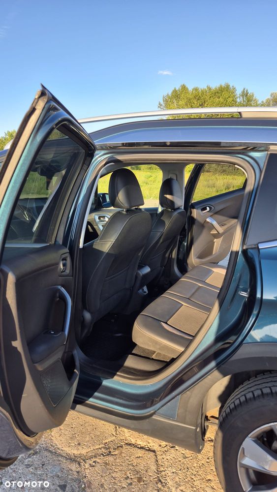 Peugeot 2008 1.6 BlueHDi Allure - 10