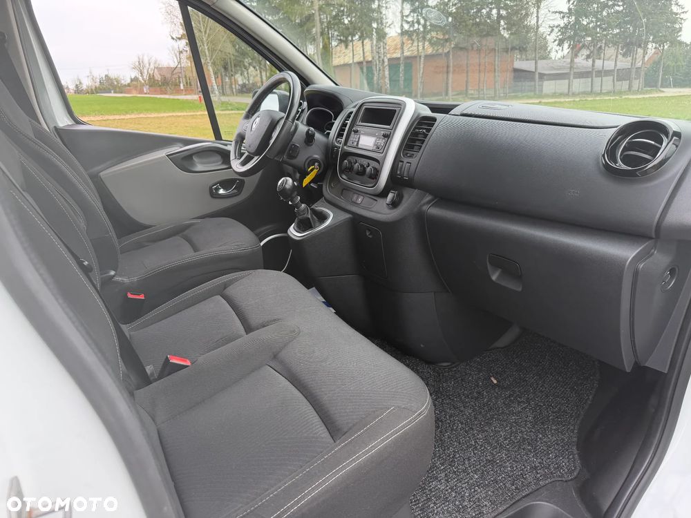 Renault Trafic - 11