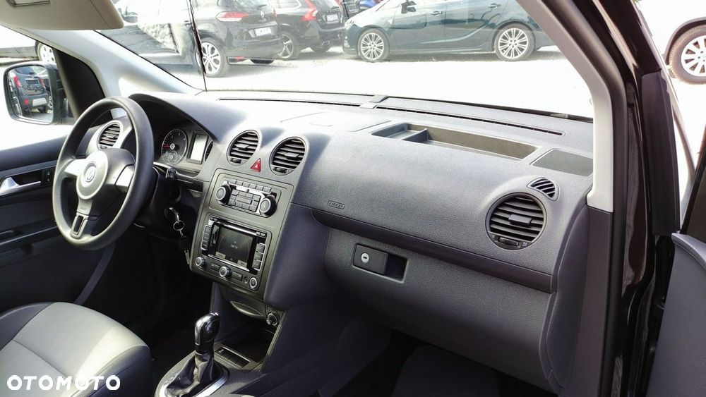 Volkswagen Caddy Comfortline DSG - 28